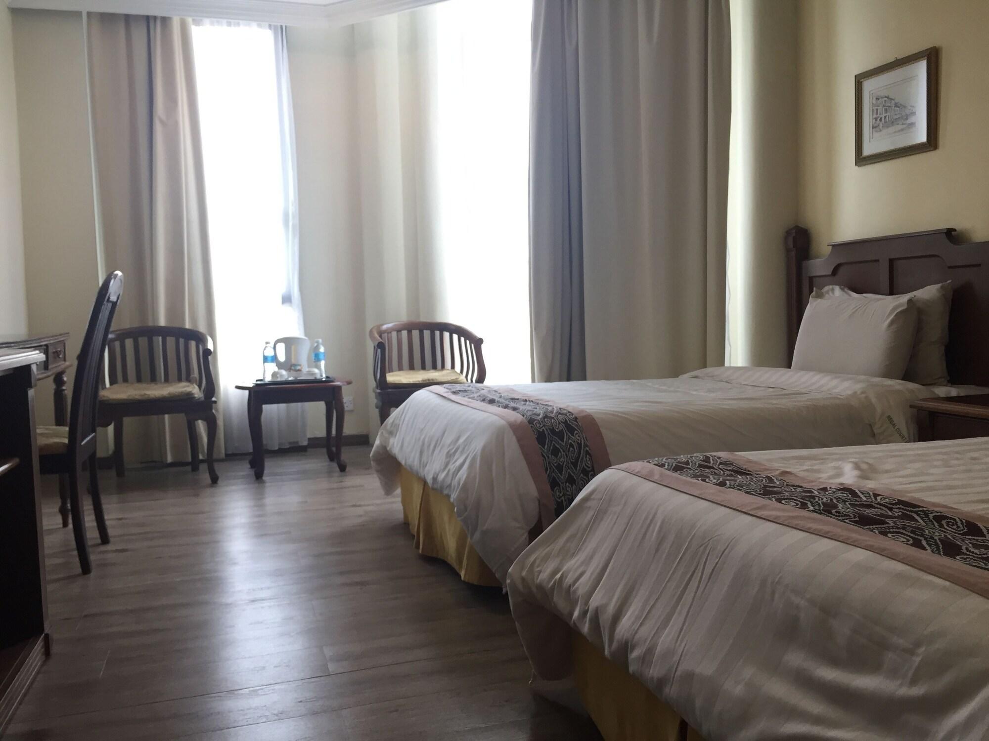 Regal Court Hotel Kuching Exterior foto