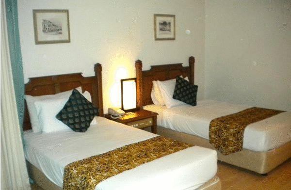 Regal Court Hotel Kuching Habitación foto